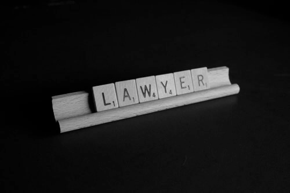 lawyers-broadcasters-non-compete